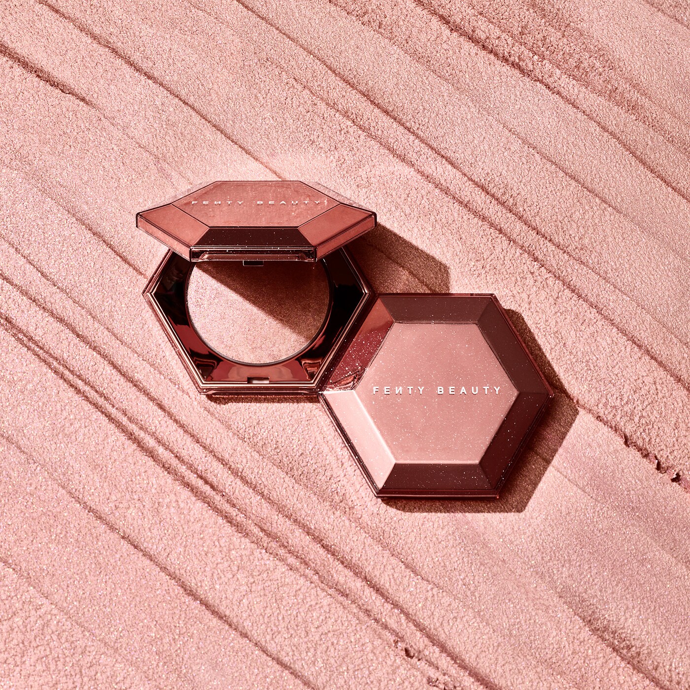 Fenty Beauty by Rihanna Diamond Bomb All-Over Diamond Veil
